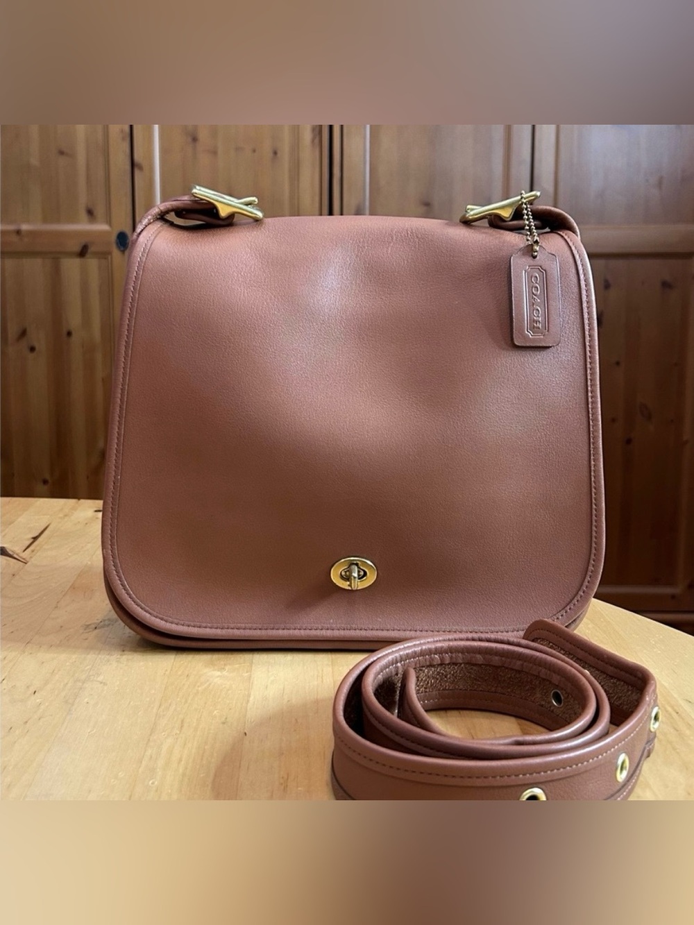New 2008 Coach Stewardess Saddle Messenger Bag 9525 British tan